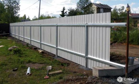 Заборы, навесы, козырьки, калитки, ворота, ступеньки из металлоконструкций. Фото 9.