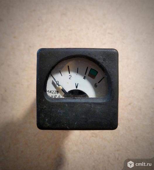 Вольтметр. Фото 1.