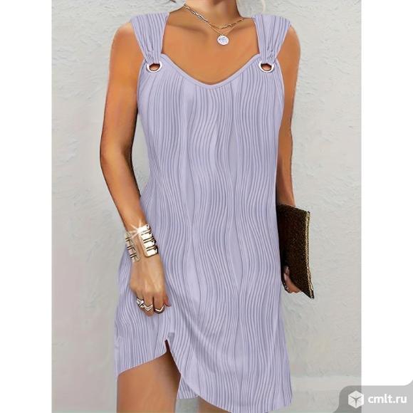 Модная женская одежда, платья, футболки, топы. Фото 1.