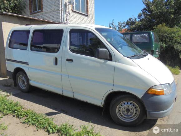 Микроавтобус Toyota хайс - 1998 г. в.. Фото 1.