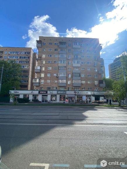 Коммерческие помещения 303.5 м2. Фото 1.