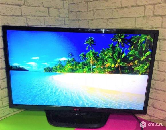 Телевизор LED LG 32LN541U. Фото 1.