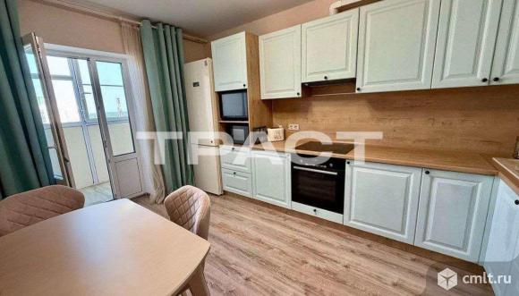 3-комнатная квартира 77 кв.м. Фото 1.