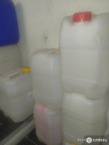 Канистры 20 литров. Фото 1.