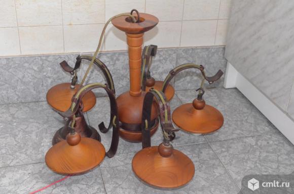 Люстра потолочная на 5 ламп. Фото 1.