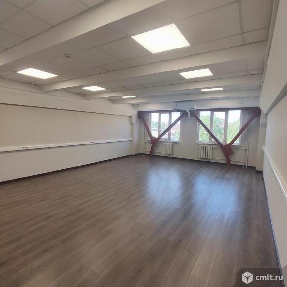 Аренда офиса 108 м2. Фото 1.