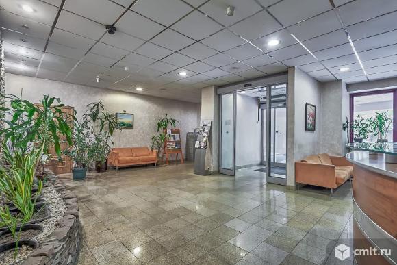 Продам 5-комн. квартиру 180.1 кв.м.. Фото 1.