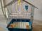 Клетка для попугая и скворечник. Фото 4.