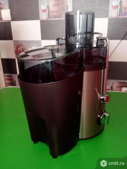 Соковыжималка центробежная электрич сталь 1800 вт. Фото 1.