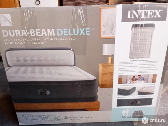 Матрас надувной с изголовьем. Фото 1.