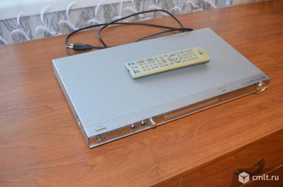 Видеоаудиопроигрыватель DVD плеep LG DK589XB. Фото 1.