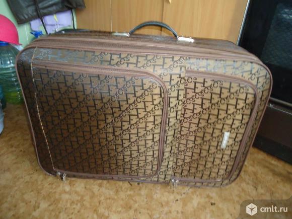 Чемодан дорожный большой 4-секционный на колесах. Фото 1.