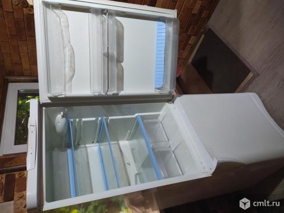 Холодильник индезит. Фото 4.