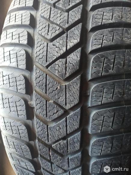 18 R 225/40 Pirelli Winter Sottozero 3 одна шина. Фото 1.