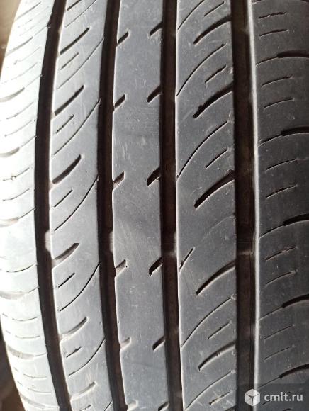 16 R 205/60 Dunlop SP Touring T1 Комплект. Фото 1.