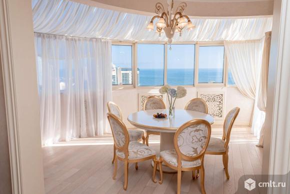 Пентхаус 290 м2 с видом на море. Фото 1.