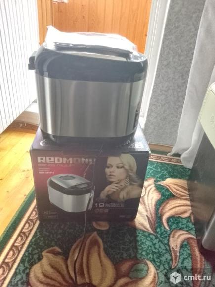 Хлебопечь REDMOND. Фото 1.