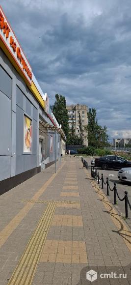 Магазин 500 кв.м. Остужева, красная линия. Фото 1.