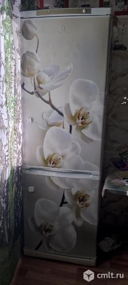Холодильник Индезит. Фото 1.