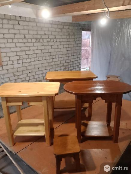 Стол. Фото 1.