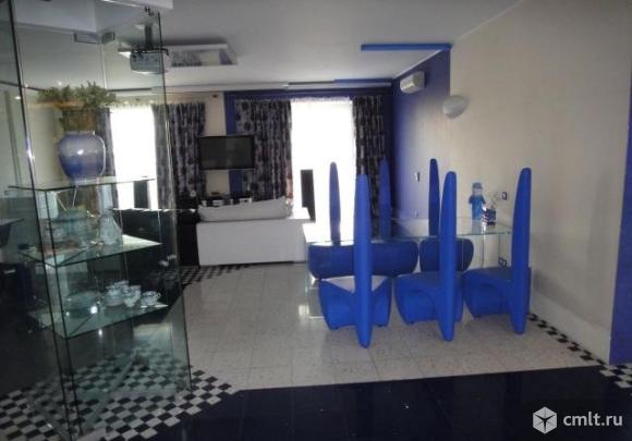 1-комнатная квартира 142,7 кв.м. Фото 1.