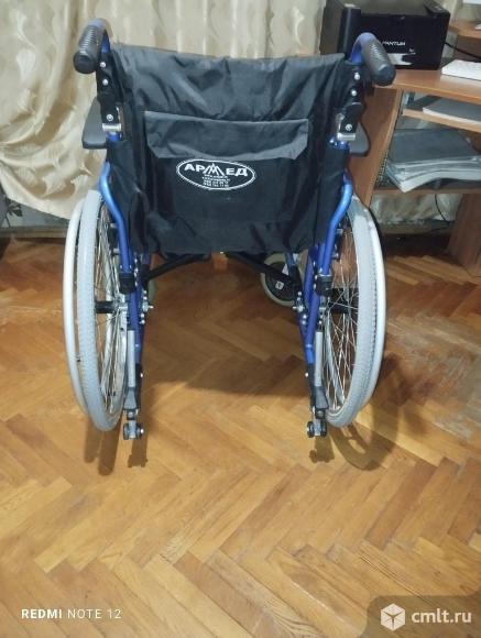 Инвалидная коляска б/у в хорошем состоянии. Фото 1.