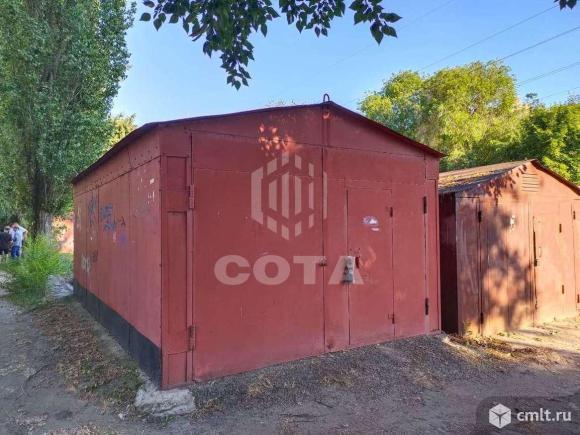 Капитальный гараж. Фото 1.