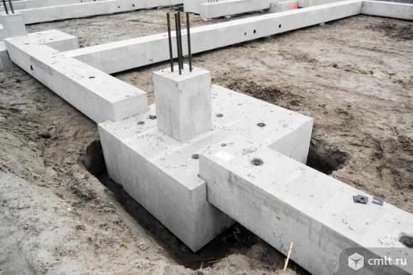 ООО "Промжилстрой" выполняет монтаж всех видов фундаментов. Фото 1.