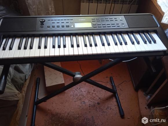 Синтезатор Ямаха пср Е 383. Фото 1.