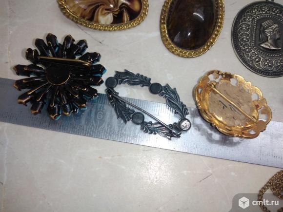 Броши, кулоны времён СССР. Винтаж. Янтарь. Фото 10.