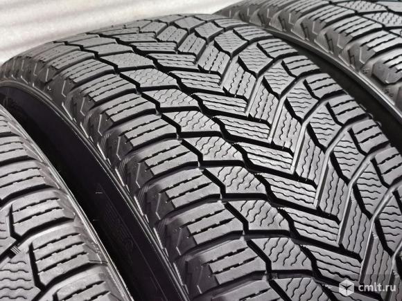 Зимние шины Michelin X-Ice Snow SUV 235/55 R18 104T. Фото 1.