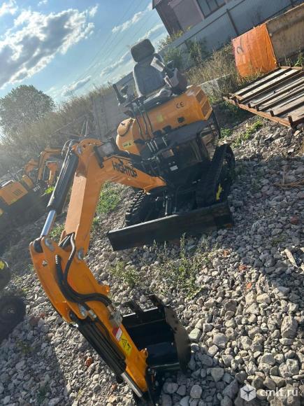 Мини-экскаватор Hightop HT20. Фото 1.