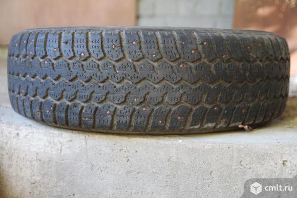 Зимние шины 175/65/14. Фото 3.
