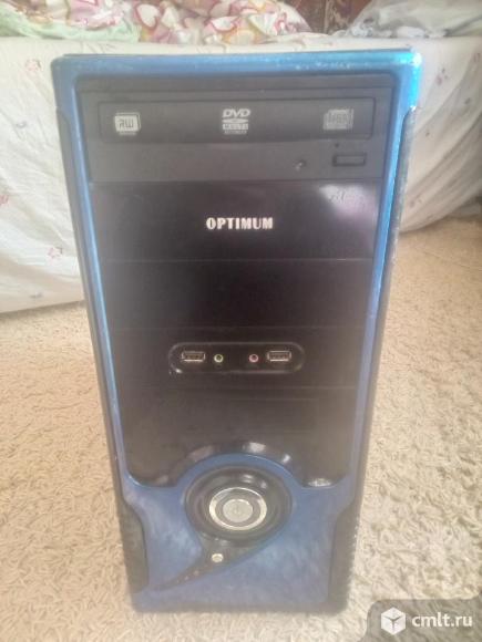 Компьютер с монитором. Фото 4.