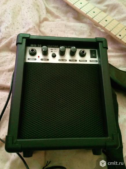 Комбоусилитель. Фото 1.