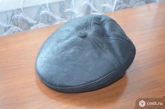 Кепка меховая, кожаная, размер 56. Фото 1.