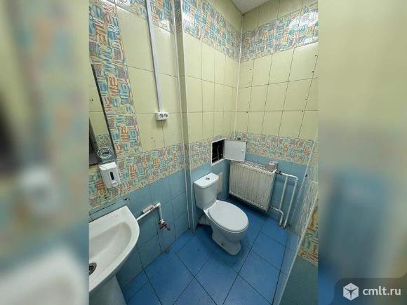 Торговое помещение 162.2 м2 в аренду. Фото 9.