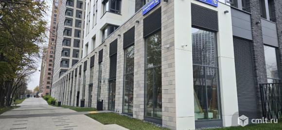 Торговое помещение 61.7 м2 в аренду. Фото 1.