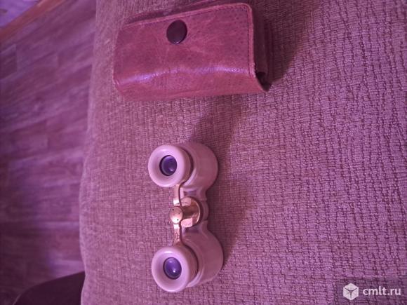 Театральный биноколь. Фото 1.