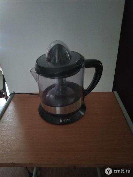 Соковыжималка Rolsen. Фото 1.