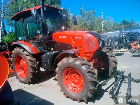 Трактор МТЗ 1222.3 от дилера. Фото 1.