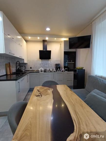 2-комнатная квартира 83,7 кв.м. Фото 1.