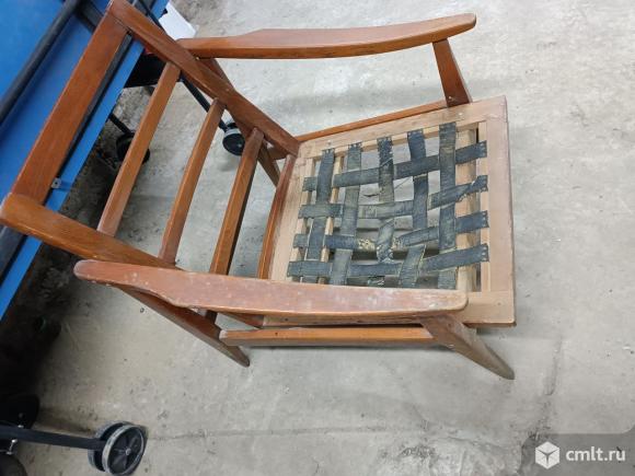 Кресло СССР деревянное. Фото 1.