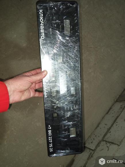 Рамка рамки номерного знака авто бу. Фото 1.