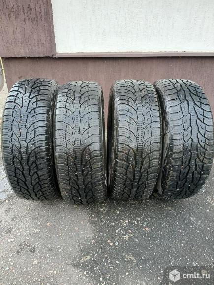 Резина Uniroyal 205/60/16. Фото 1.