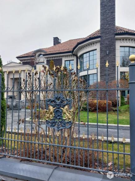 Коттедж 780 м2 на участке 44 сот.Коттедж 780 м2 на участке 44 сот.. Фото 1.