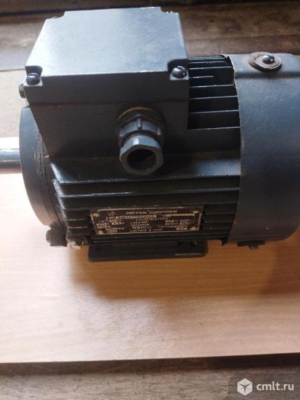 Продается электродвигатель. Фото 1.