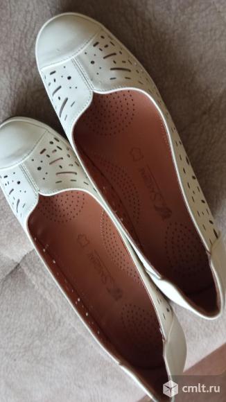 Женские туфли. Фото 1.