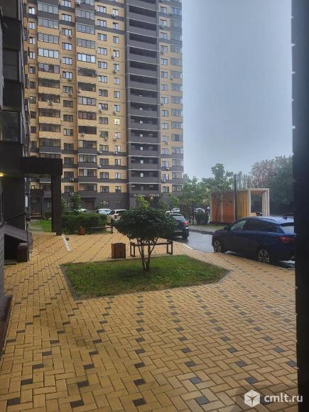 2-комнатная квартира 74 кв.м. Фото 1.