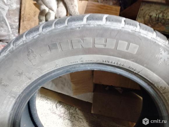 Продам зимнюю резину. Фото 1.